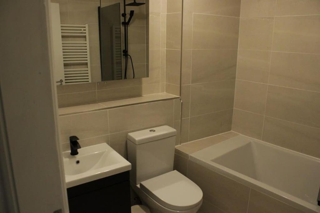 2 Bedroom Central London Apartment Modern And Stylish Extérieur photo